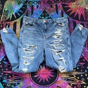 American Eagle’s Curvy Hi-Rise Jegging